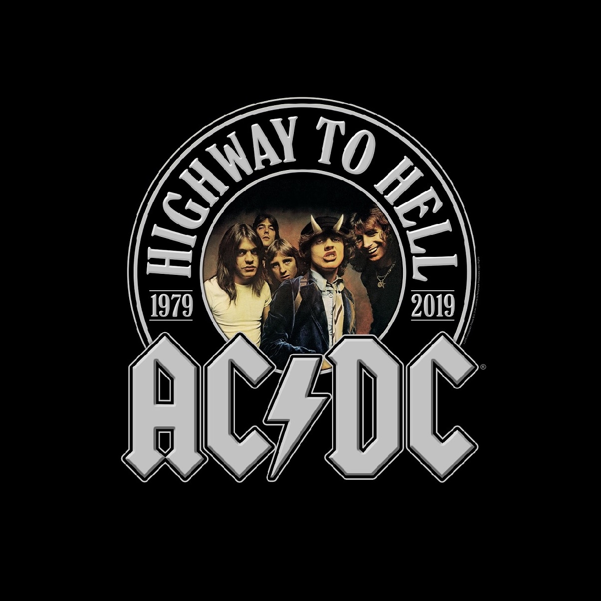AC/DCが名盤『地獄のハイウェイ』のリリース40周年を祝って2年ぶりにツイート！