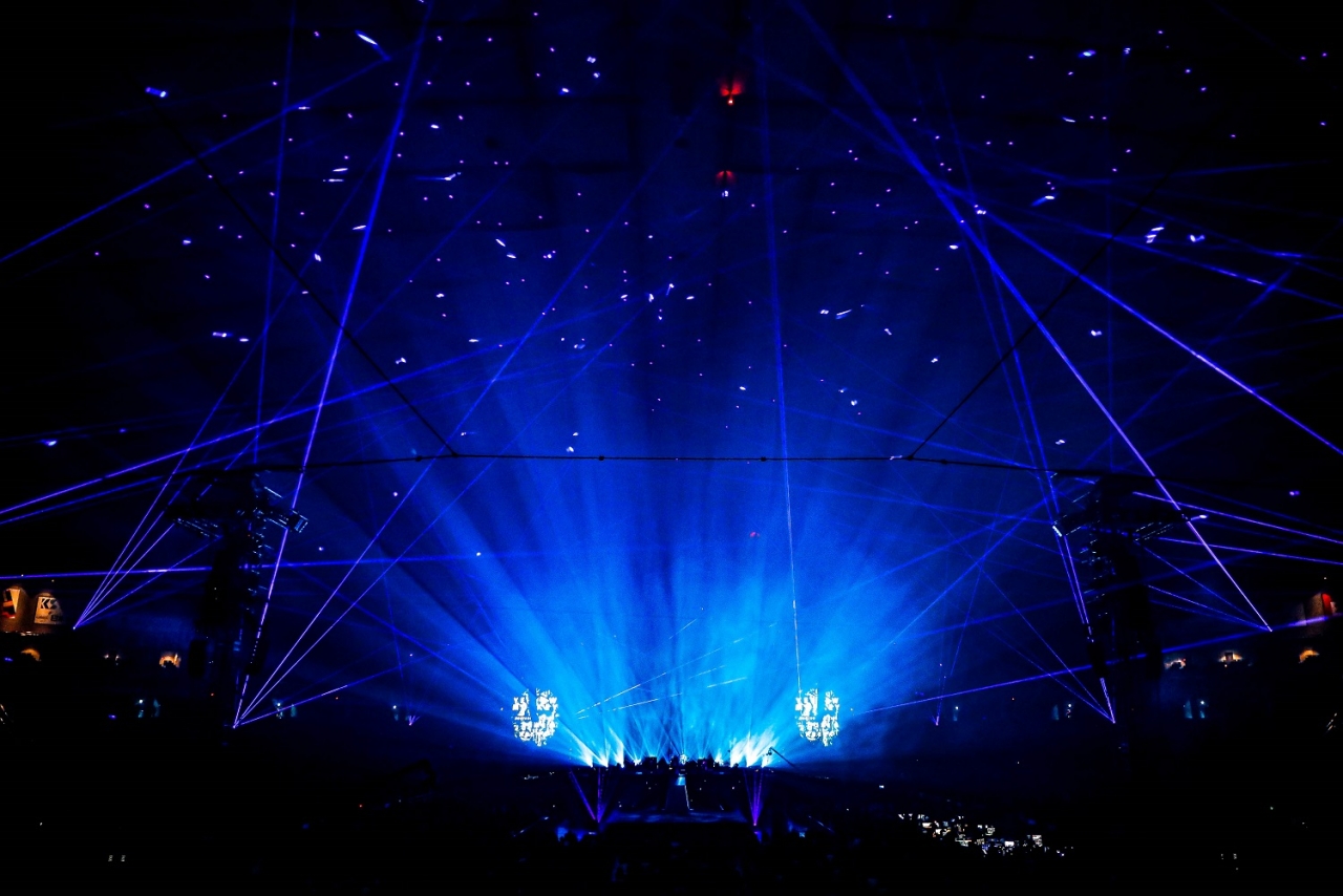 東京ドーム公演終了。20年ぶりとなるライブ・アルバム「Live Loud」のリリースが決定！！ THE YELLOW MONKEYライブベスト。2019年12月28日のナゴヤドーム、2020年2月11日の京セラドーム、本日開催の11月3日の東京ドームの3公演からファン投票をもとにセレクト！