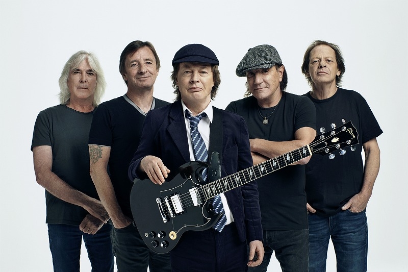 AC/DC、亡きマルコム・ヤングに捧げるニュー・アルバム『パワーアップ』本日発売！本誌ライターミチロウによる最速アルバム・レビュー！11月28日のCROSS FM MUSIC AMPではアルバム特集にTシャツプレゼントも！
